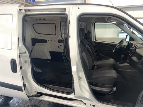 Used 2022 RAM ProMaster City Tradesman image 21