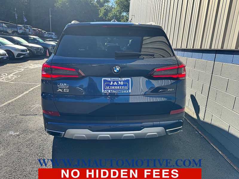 Used 2022 BMW X5 xDrive40i w/ Premium Package AWD/4WD image 4