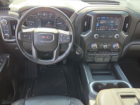 Certified 2022 GMC Sierra 2500 AT4 w/ Gooseneck/5TH Wheel Package AWD/4WD image 11
