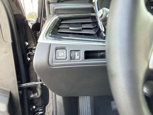 Certified 2025 Cadillac XT5 Premium Luxury image 35