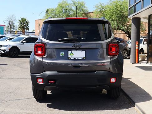 Used 2019 Jeep Renegade Trailhawk image 11