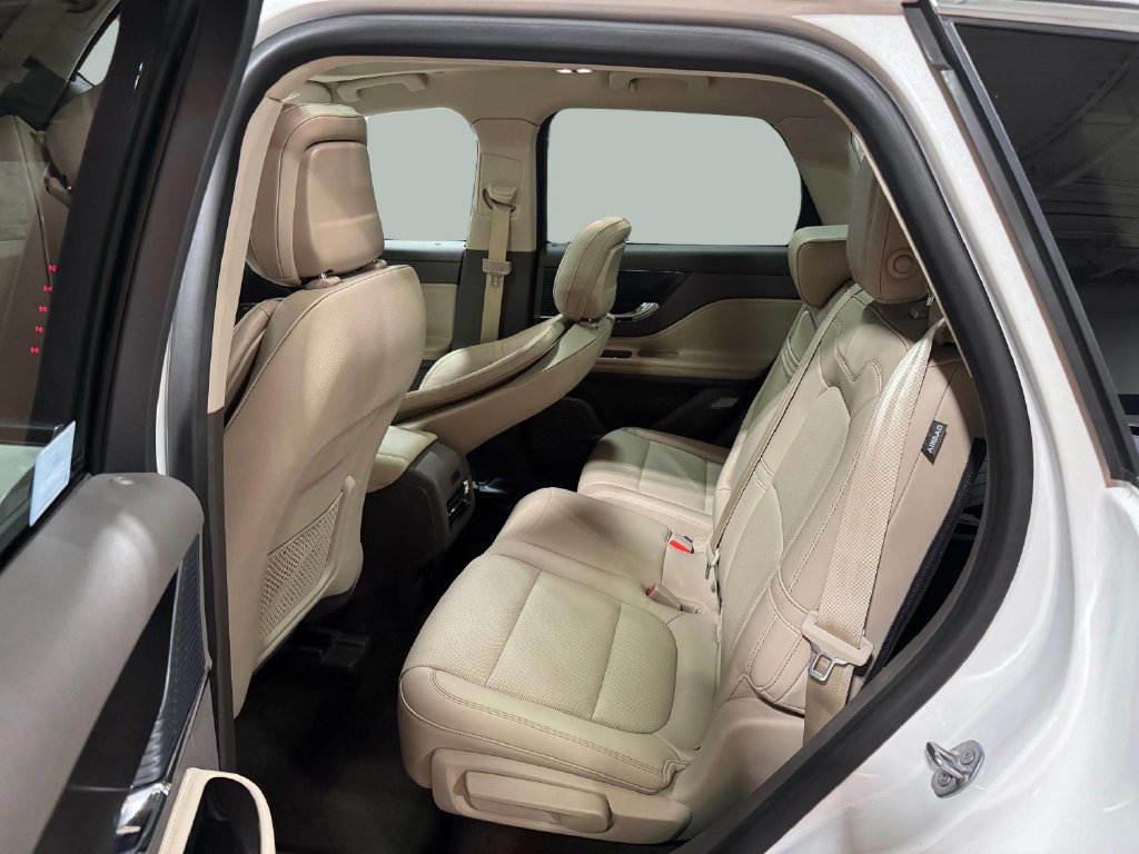 Certified 2020 Lincoln Corsair AWD w/ Premium Package image 23