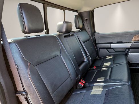 Used 2024 Ford F250 Lariat w/ Lariat Ultimate Package AWD/4WD image 10