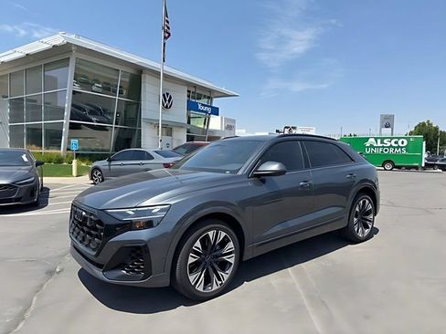 Used 2025 Audi Q8 Premium Plus AWD/4WD image 8
