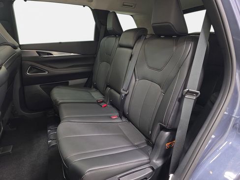 Certified 2026 INFINITI QX60 Luxe w/ Cargo Package image 11