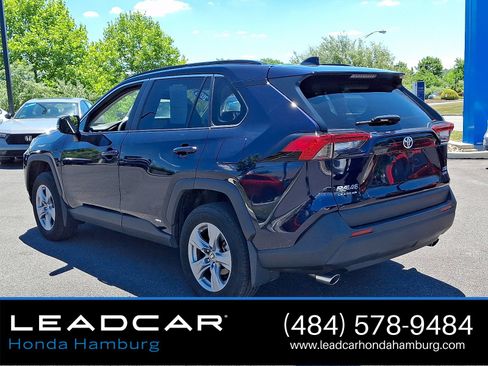 Used 2025 Toyota RAV4 XLE w/ Convenience Package AWD/4WD image 4