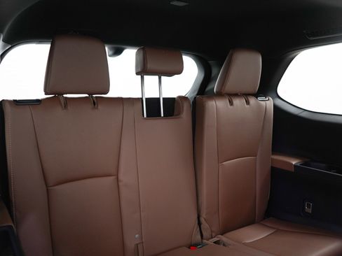 Used 2024 Toyota Grand Highlander AWD Hybrid image 12