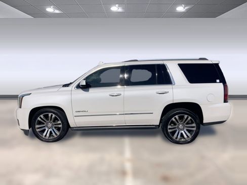 Used 2019 GMC Yukon Denali w/ Denali Ultimate Package image 2