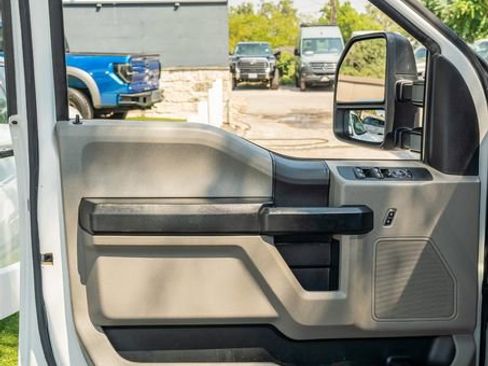 Used 2020 Ford F250 XL w/ Power Equipment Group image 17