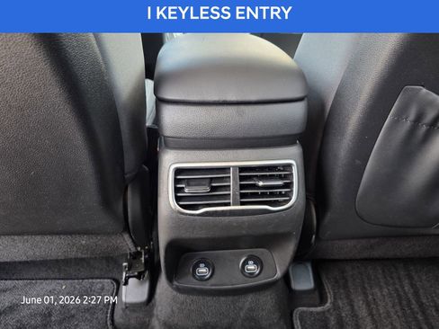 Used 2023 Hyundai Santa Fe SEL AWD/4WD image 18