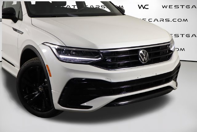 Used 2024 Volkswagen Tiguan SE R-Line AWD/4WD image 50