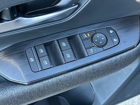 New 2026 Nissan Kicks SV w/ SV Premium Package AWD/4WD image 8