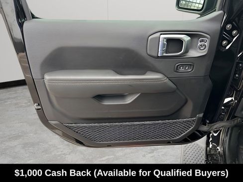 New 2026 Jeep Wrangler Sahara AWD/4WD image 28