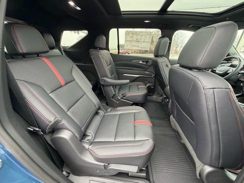 New 2026 Chevrolet Traverse RS w/ LPO, Floor Liner Package image 41