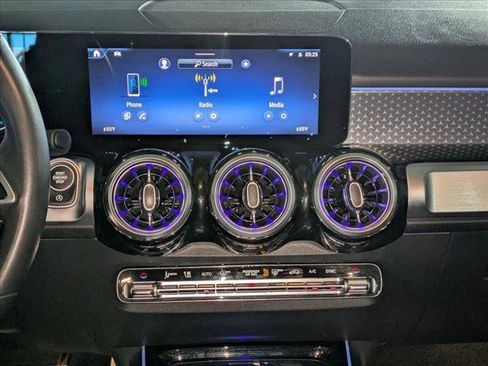 Certified 2025 Mercedes-Benz GLB 250 4MATIC image 14