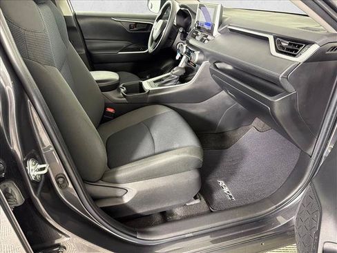 Used 2023 Toyota RAV4 LE FWD image 13