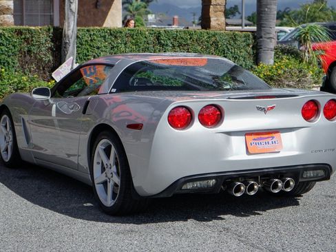 Used 2006 Chevrolet Corvette Coupe w/ Preferred Equipment Group image 6
