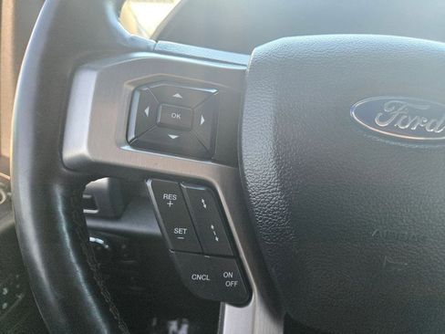 Used 2019 Ford F150 Platinum w/ Equipment Group 701A Luxury image 18