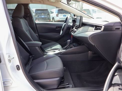 Used 2022 Toyota Corolla LE image 8
