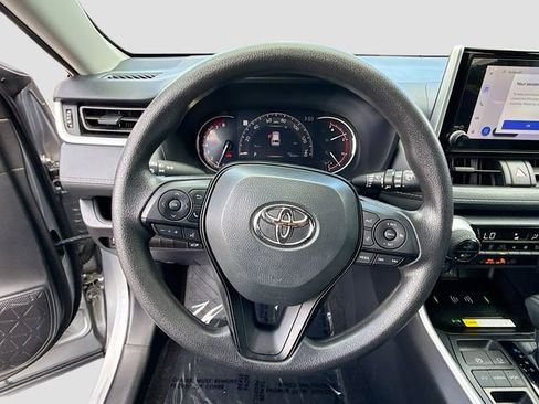 Used 2025 Toyota RAV4 XLE w/ Convenience Package image 11