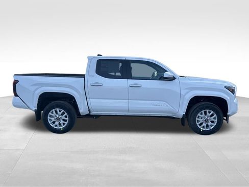 New 2026 Toyota Tacoma SR5 image 6