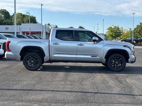 New 2026 Toyota Tundra Platinum AWD/4WD image 7
