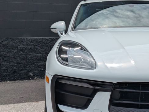 New 2025 Porsche Macan image 12