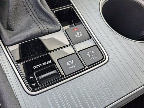 New 2026 Toyota Sienna XLE image 28