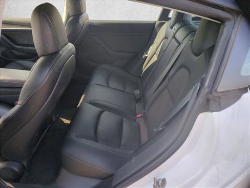 Used 2021 Tesla Model 3 Standard Range Plus RWD image 12