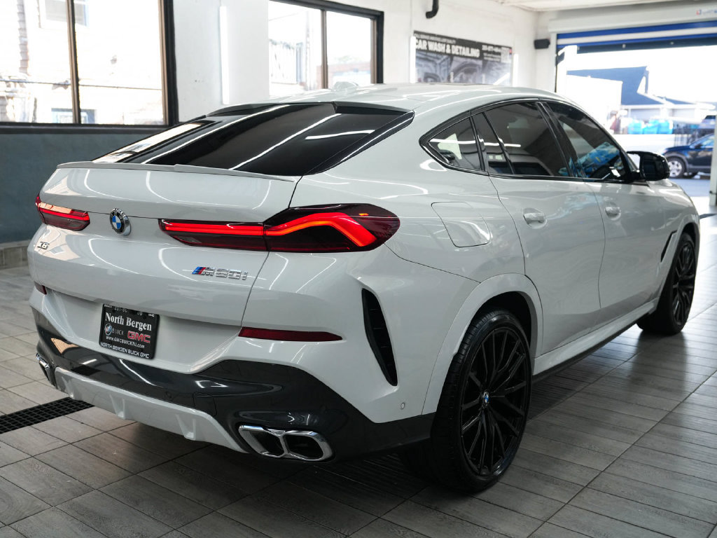 Used 2025 BMW X6 M60i w/ Parking Assistance Package AWD/4WD image 8