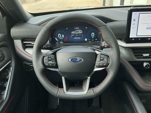 New 2026 Ford Explorer ST-Line w/ ST-Line Street Pack image 12