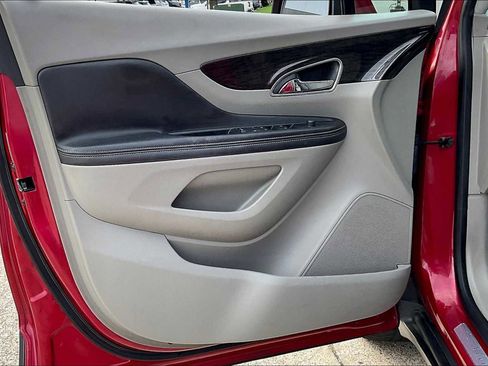 Used 2015 Buick Encore FWD image 21