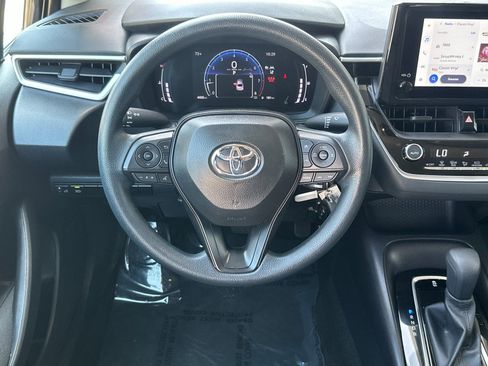 Used 2026 Toyota Corolla LE FWD image 13