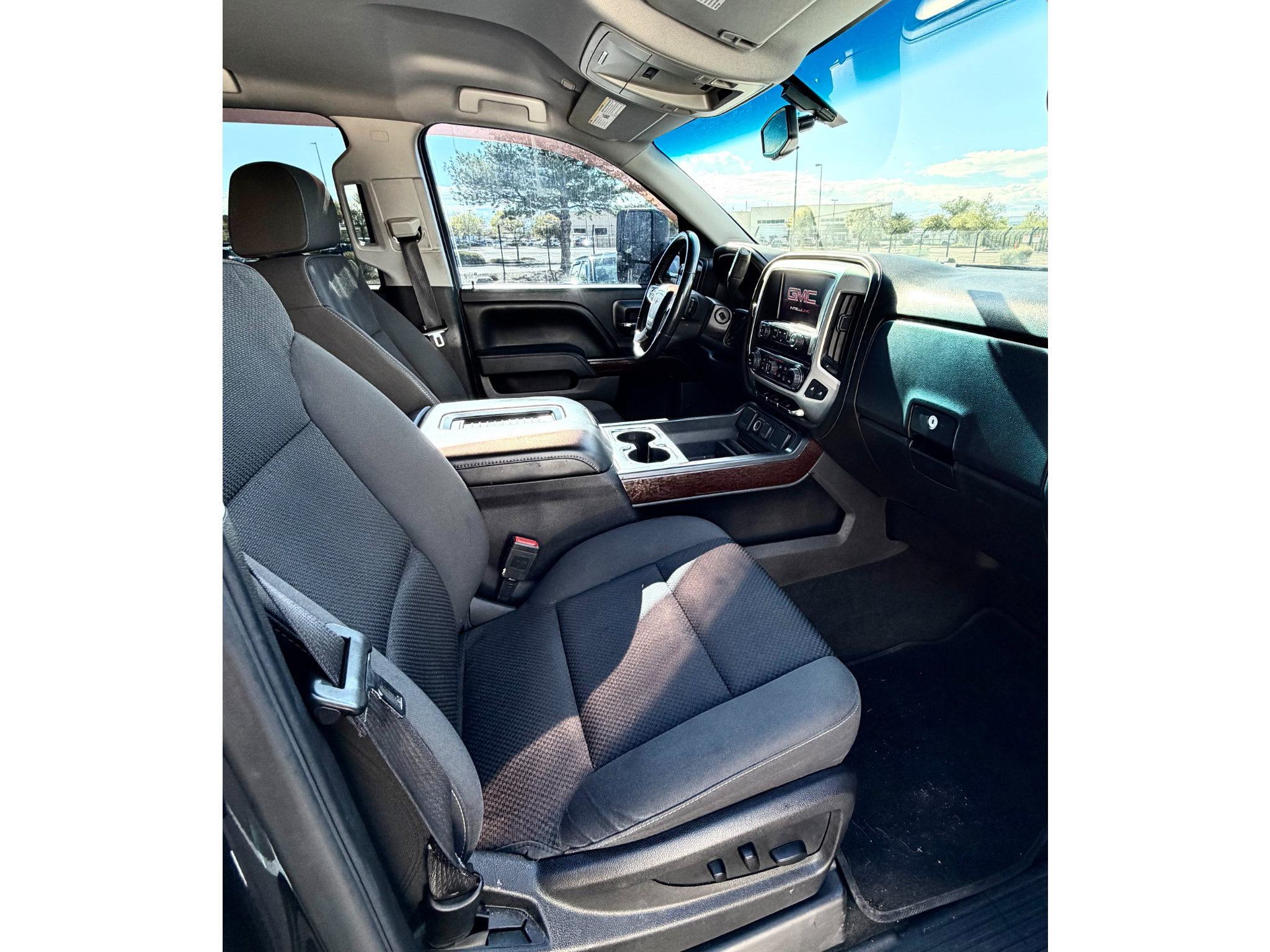 Used 2016 GMC Sierra 1500 SLE w/ Suspension Package, Off-Road AWD/4WD image 17