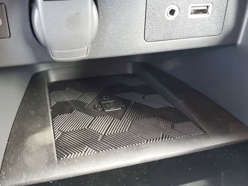 New 2025 Nissan Versa SV w/ Trunk Package image 22