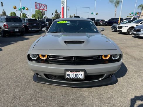 Used 2023 Dodge Challenger GT image 2
