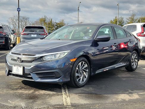 Certified 2018 Honda Civic EX image 3