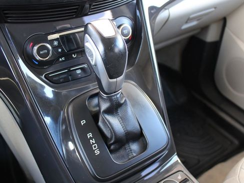 Used 2014 Ford Escape Titanium w/ Equipment Group 401A AWD/4WD image 23