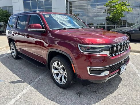 Used 2022 Jeep Wagoneer Series II AWD/4WD image 6