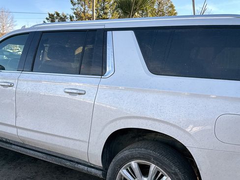 Used 2021 Chevrolet Suburban High Country image 5