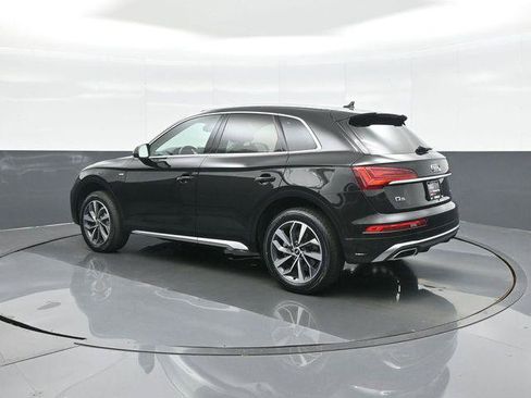 Used 2023 Audi Q5 2.0T Premium w/ Convenience Package AWD/4WD image 5