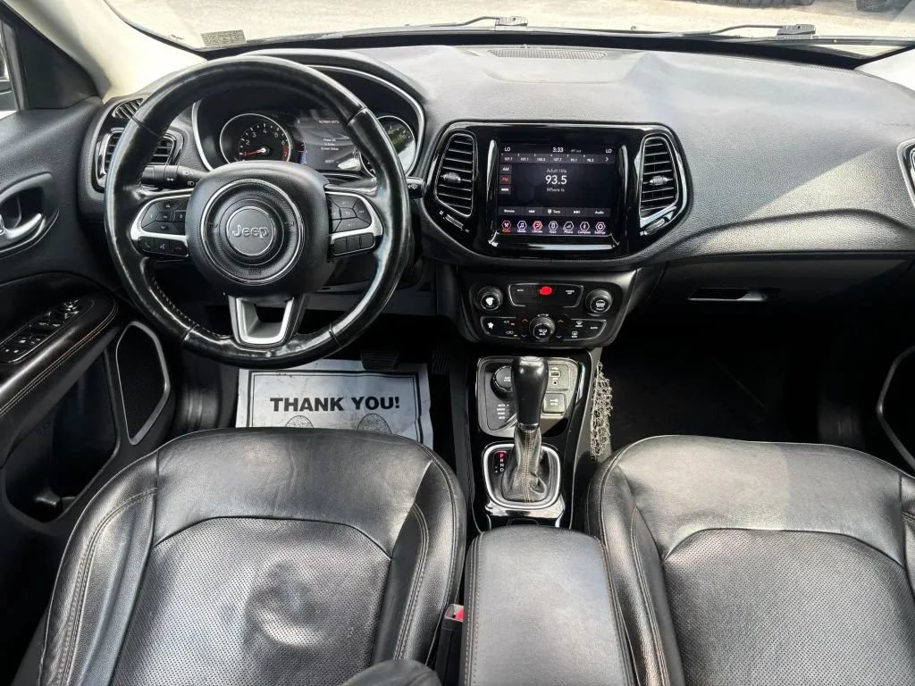 Used 2018 Jeep Compass Limited AWD/4WD image 18