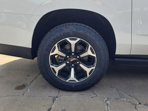 New 2026 GMC Yukon XL AT4 w/ AT4 Premium Plus Package AWD/4WD image 62