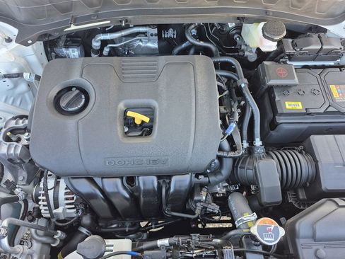 New 2026 Kia Seltos EX image 16