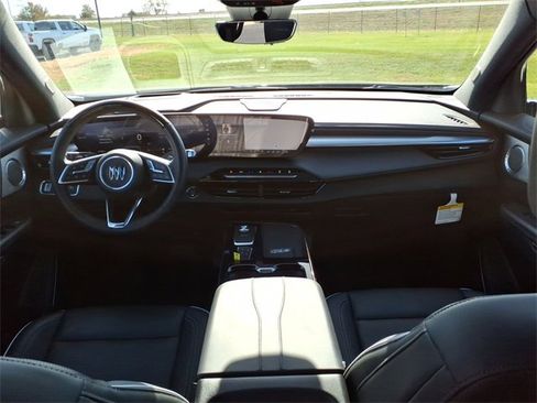 Certified 2025 Buick Enclave Avenir w/ Super Cruise Package image 21