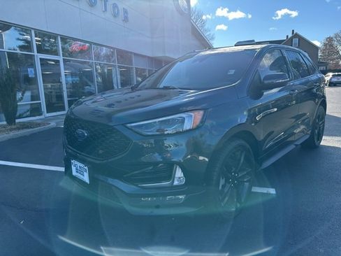 Used 2022 Ford Edge ST w/ Equipment Group 401A image 3