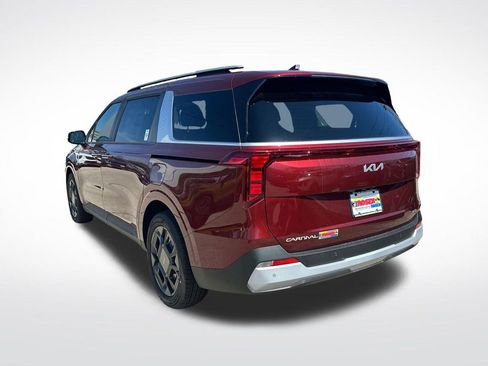 New 2026 Kia Carnival EX FWD image 3