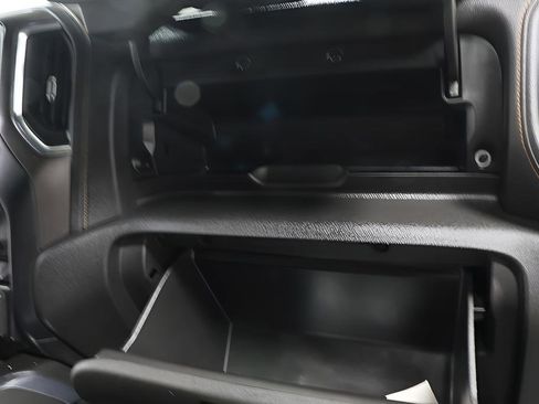 Used 2022 GMC Sierra 2500 AT4 w/ Gooseneck/5TH Wheel Package image 28