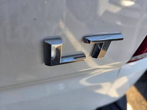 Used 2025 Chevrolet Silverado 1500 LT RWD image 10