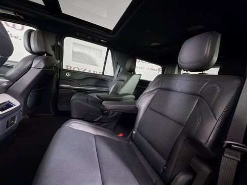 New 2026 Lincoln Navigator Reserve w/ Jet Appearance Package AWD/4WD image 26